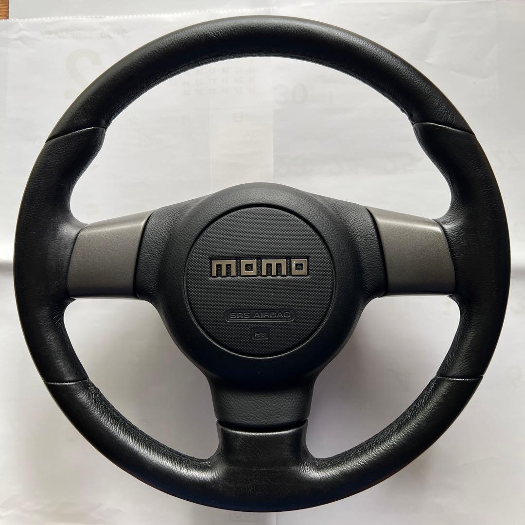 美品 本革 momo ステアリング モモステ MOMO（モモ） ステアリング 200本限定 インディ アニバーサリー 60