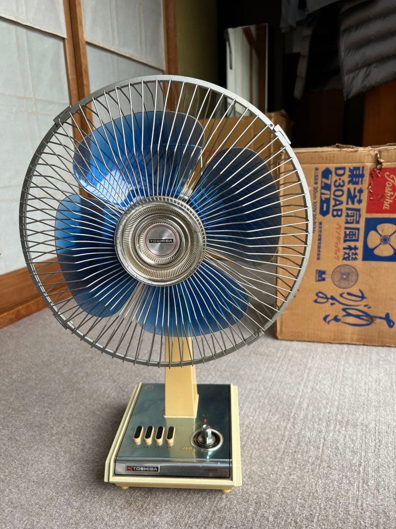 国産ヴィンテージ扇風機（東芝D-30AB あさがお） - メルカリ