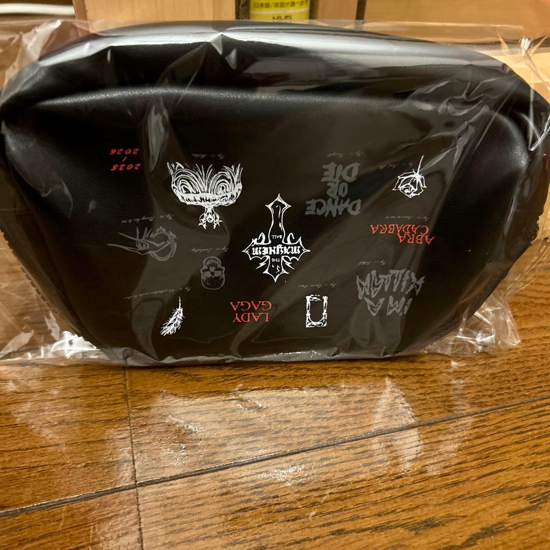 Lady Gaga The Mayhem Ball セット2026 - メルカリ