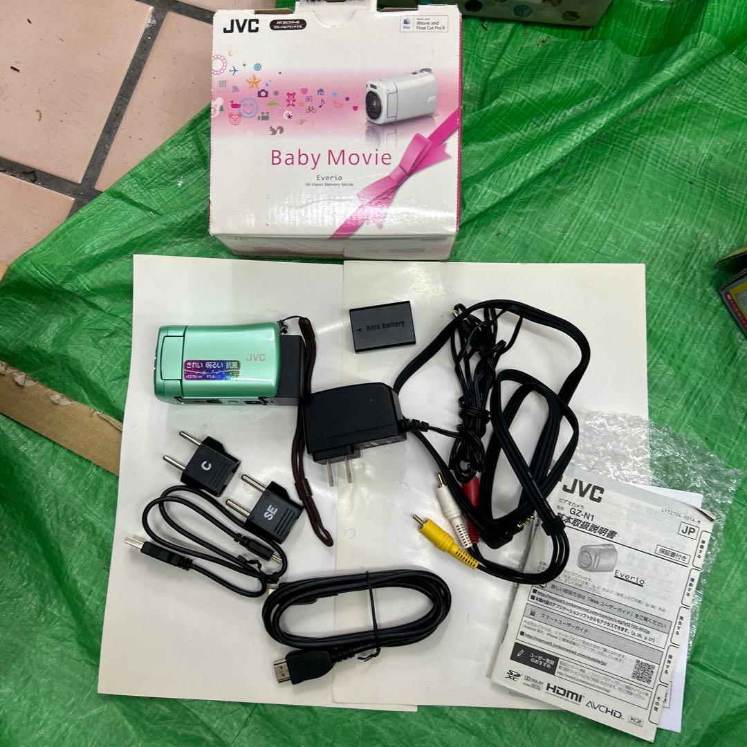 JVC GZ-N1-Baby Movie everio ビデオカメラ　美品 41h8gVPxaDL._SS200_.jpg