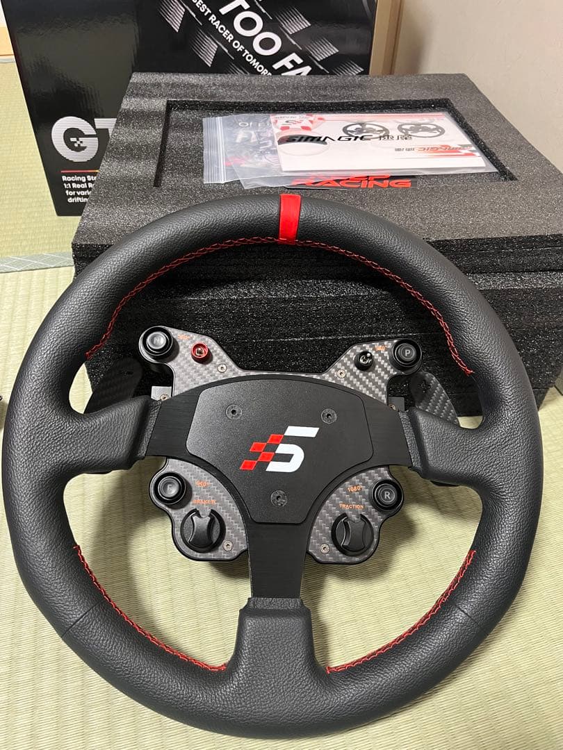 SIMAGIC GT1-SR ステアリングホイール（レザー） GT1-SR ステアリングホイール（レザー）クリックリリース付き 日本正規