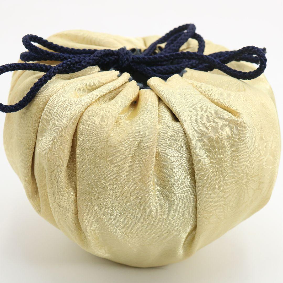 人間国宝 十代休雪 三輪休和作 鬼萩茶碗 表千家十四代 而妙斎書 M972