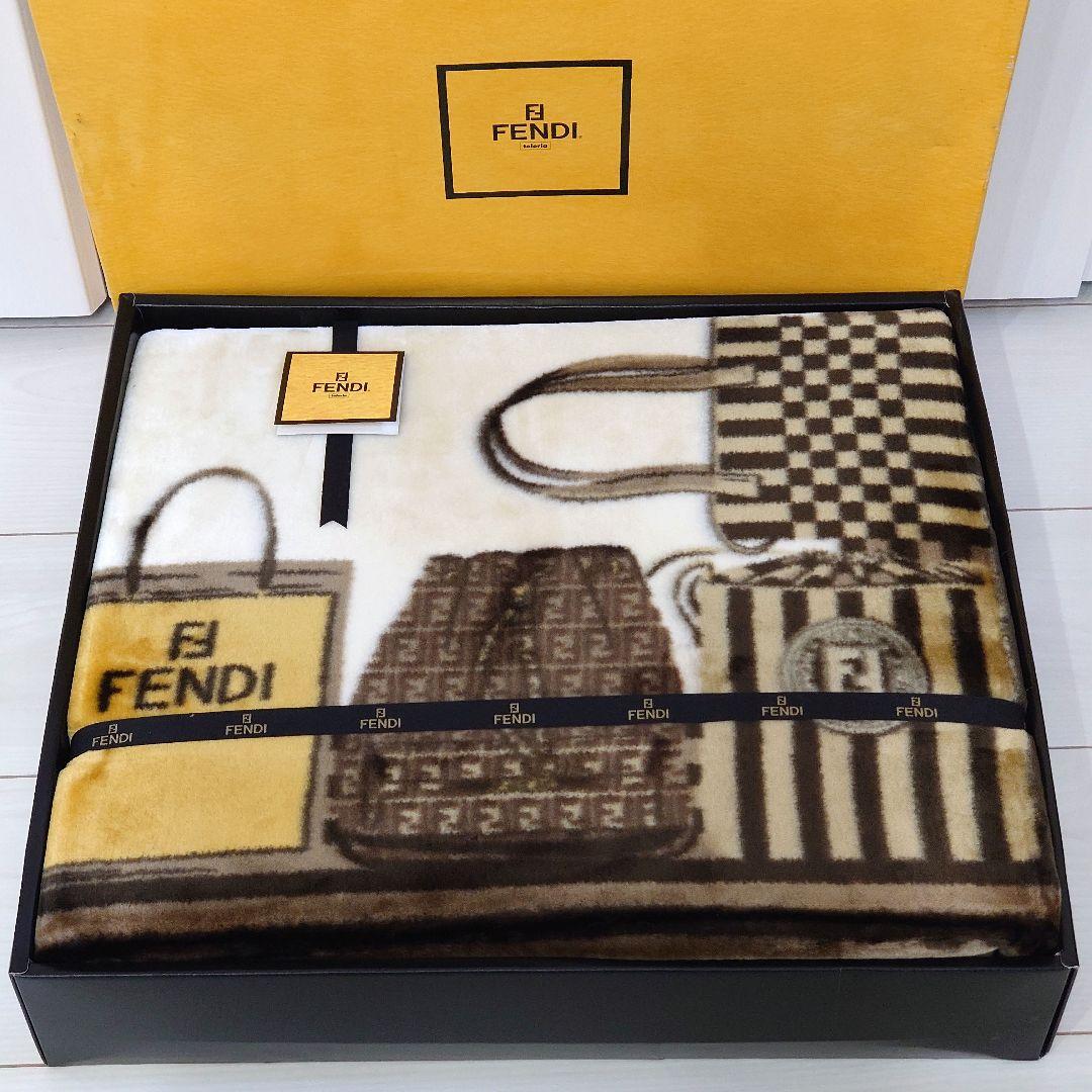 FENDI フェンディ ニューマイヤー ハーフ毛布 廃番 レア ブランケット