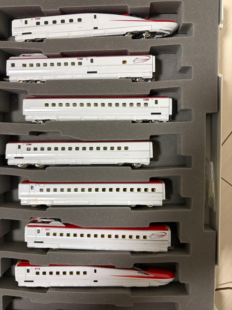 TOMIX E6系秋田新幹線(こまち) 基本&増結7両セット Nゲージ 室内灯付の