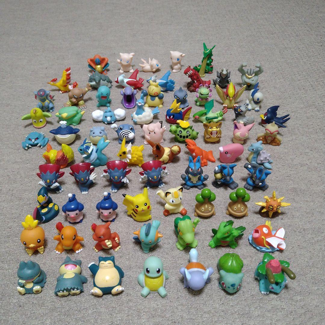 ポケモンキッズ 378体まとめ売り 1996〜2010年 ソフビ 指人形