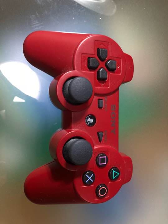 ps3 赤 PS3の新色「アズライト・ブルー」「ガーネット・レッド」が数量限定で2