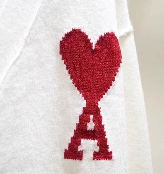 AMI PARIS ハート刺繍 セーター 秋冬ニット 男女兼用