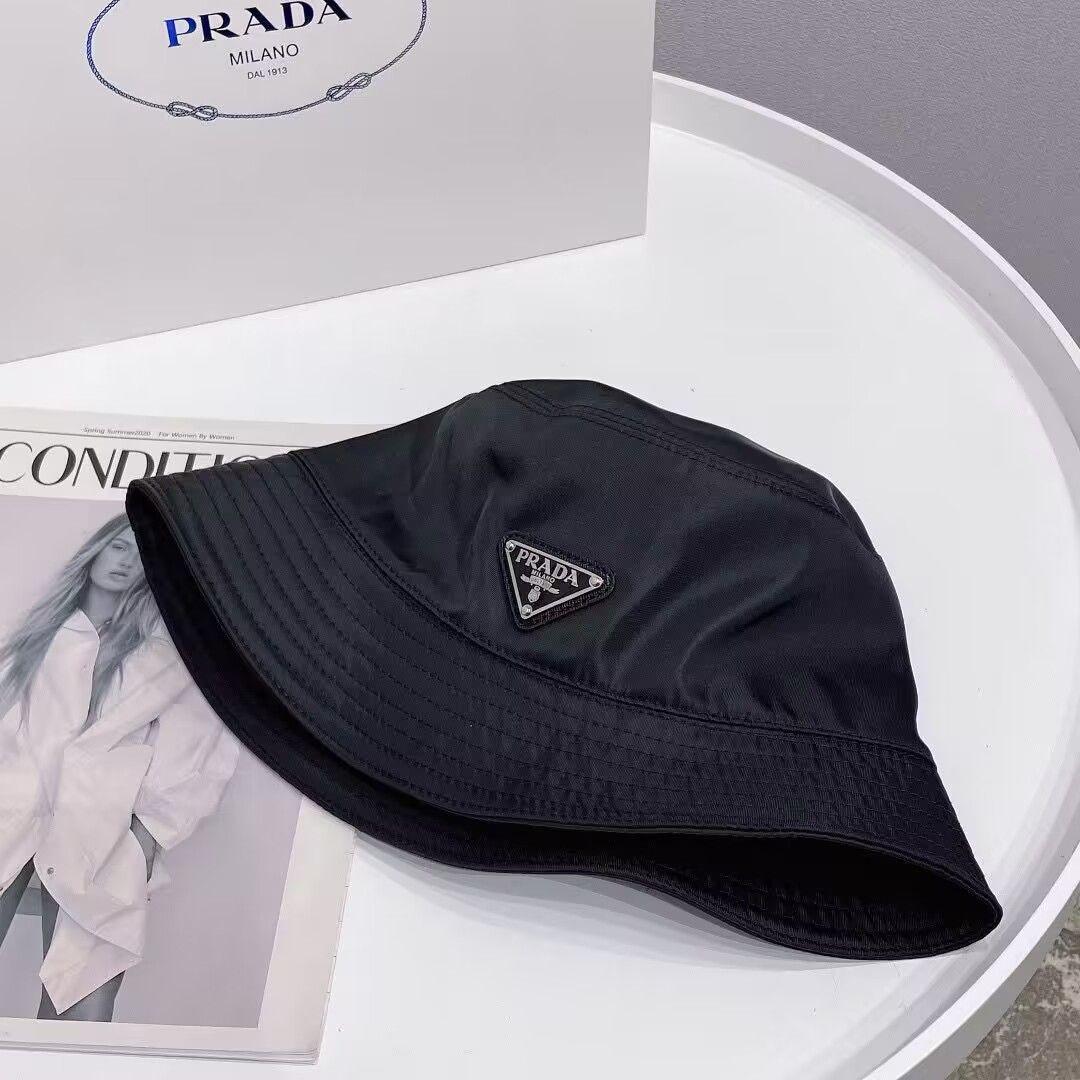 PRADA プラダ バケットハット ノベルティタグ付き ノベルティ ブラック