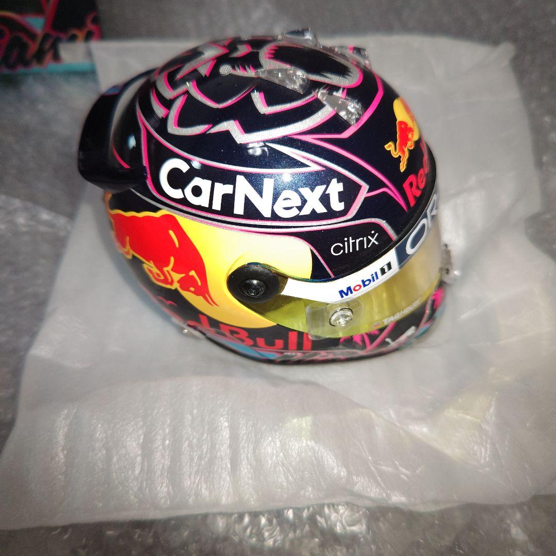 マイアミGP 2022 ヘルメット ORACLE RED BULL RACING