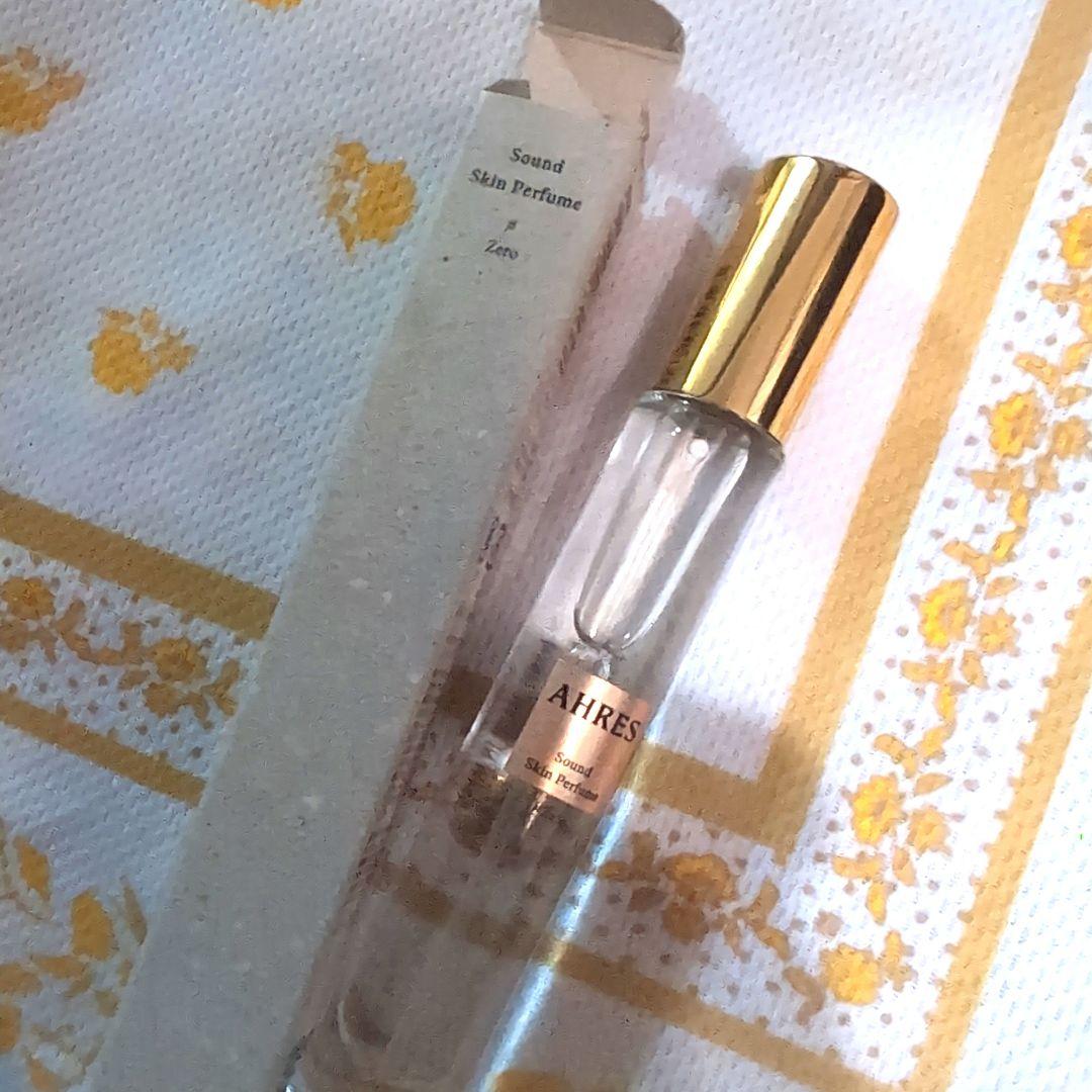 AHRES（アーレス）Sound Skin Perfume #Zero - メルカリ