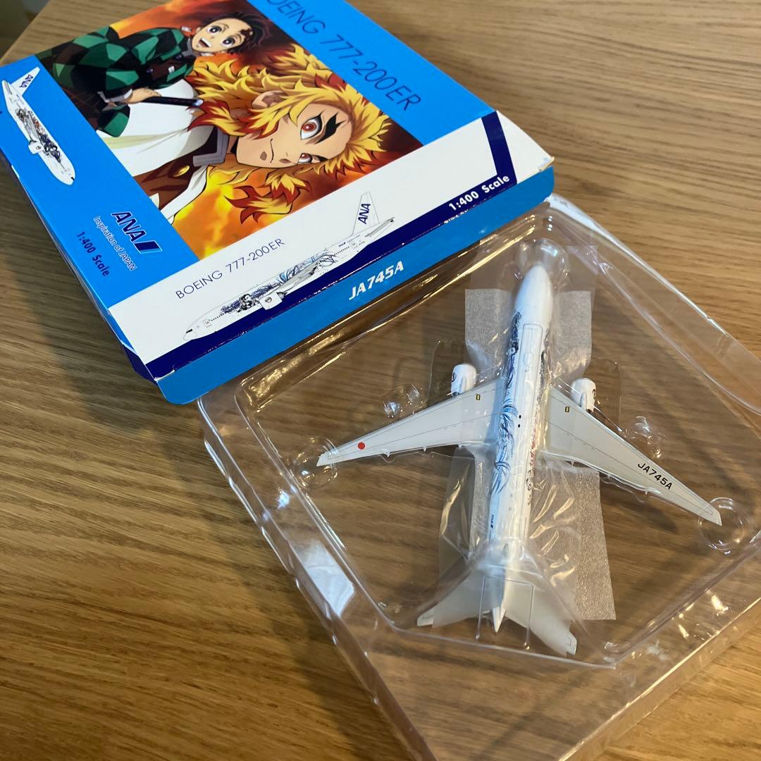 ANA B777-200ER 鬼滅の刃ジェット JA745A 1/400 - メルカリ
