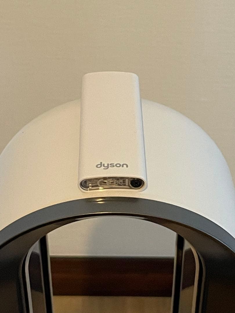 ダイソン Dyson Hot＋Cool ファンヒーター AM09 2024年製造