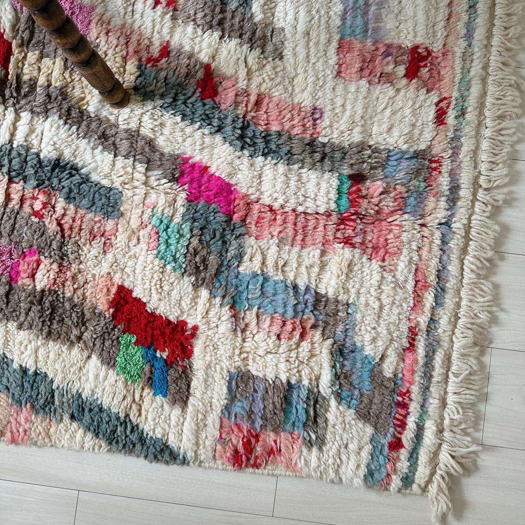 モロッコ製ヴィンテージラグ143 レア マゼンタピンク ミントグリーン