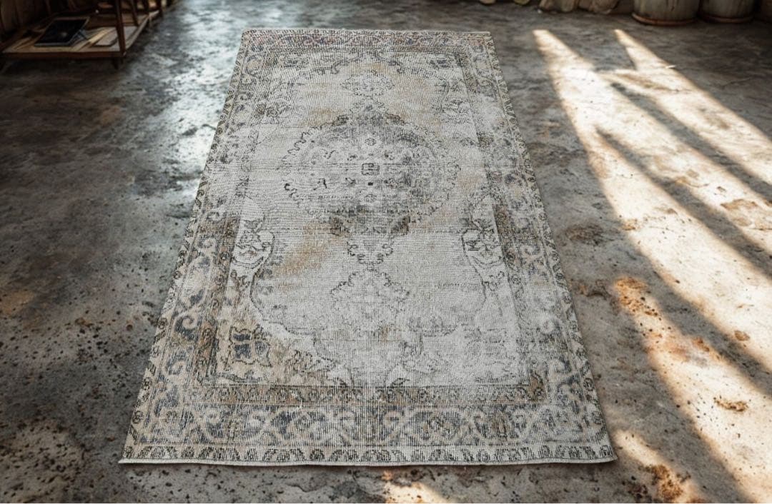 113×202 shabby chic style トルコ ヴィンテージラグ Vintage rug 133×94/トルコラグ ヴィンテージラグ | SEANA