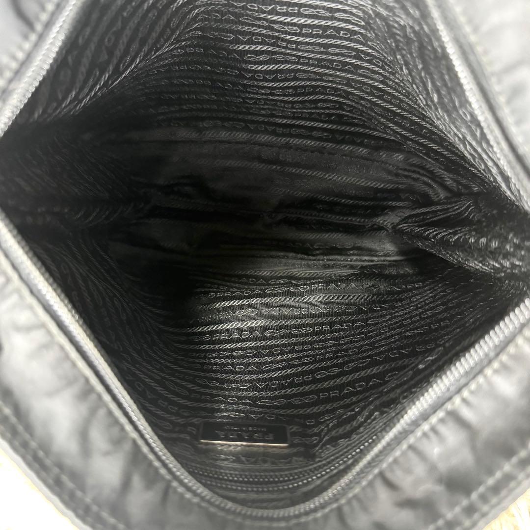 プラダ VA0563 ショルダーバッグ サコッシュ 三角ロゴ ナイロン 黒