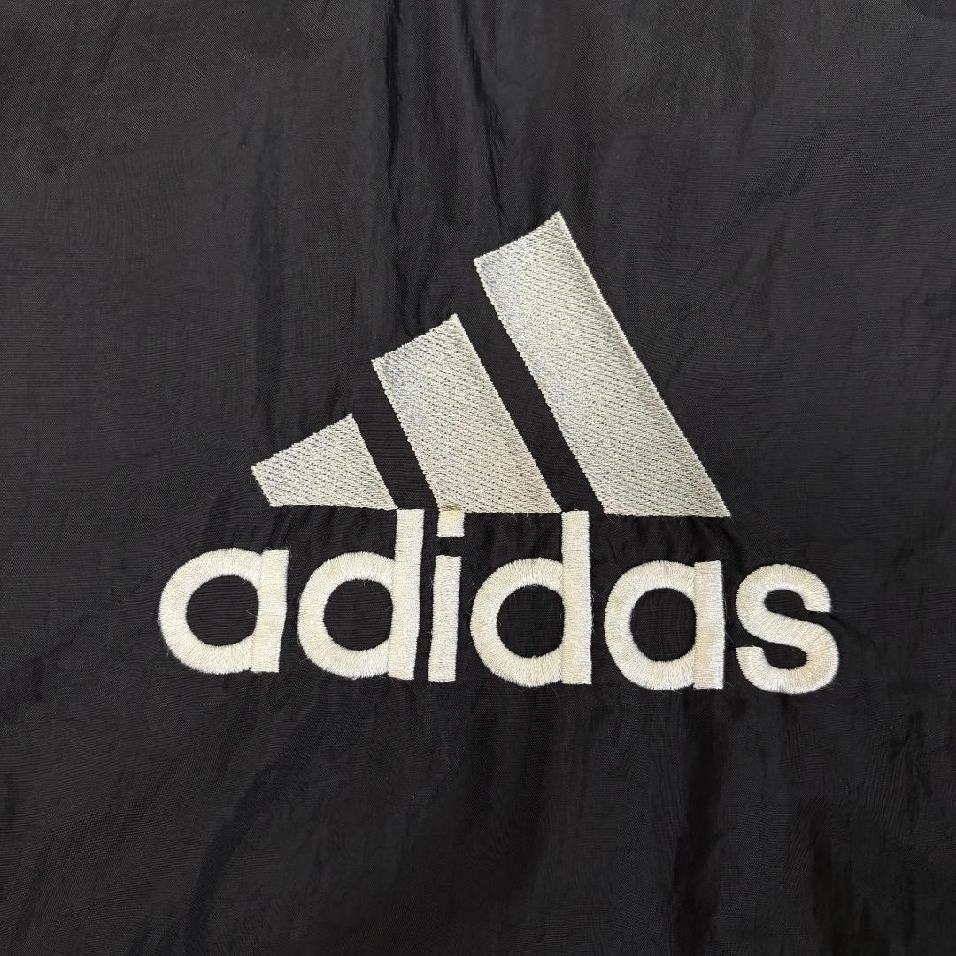 JQ102《常田大希さん着用》アディダス　プルオーバー　刺繡ロゴ　サイドデザイン