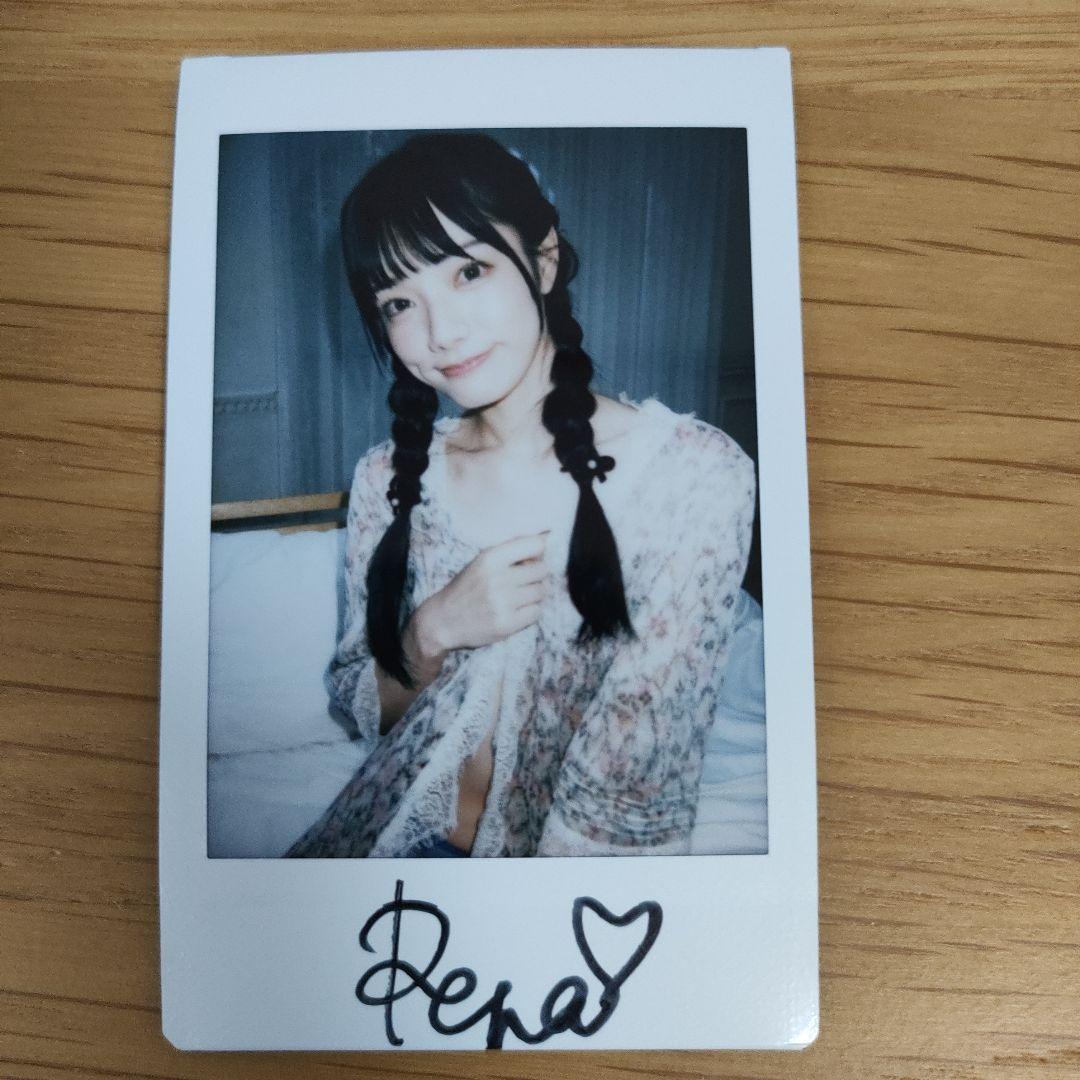 宮下玲奈 直筆サイン入りチェキ ① - メルカリ