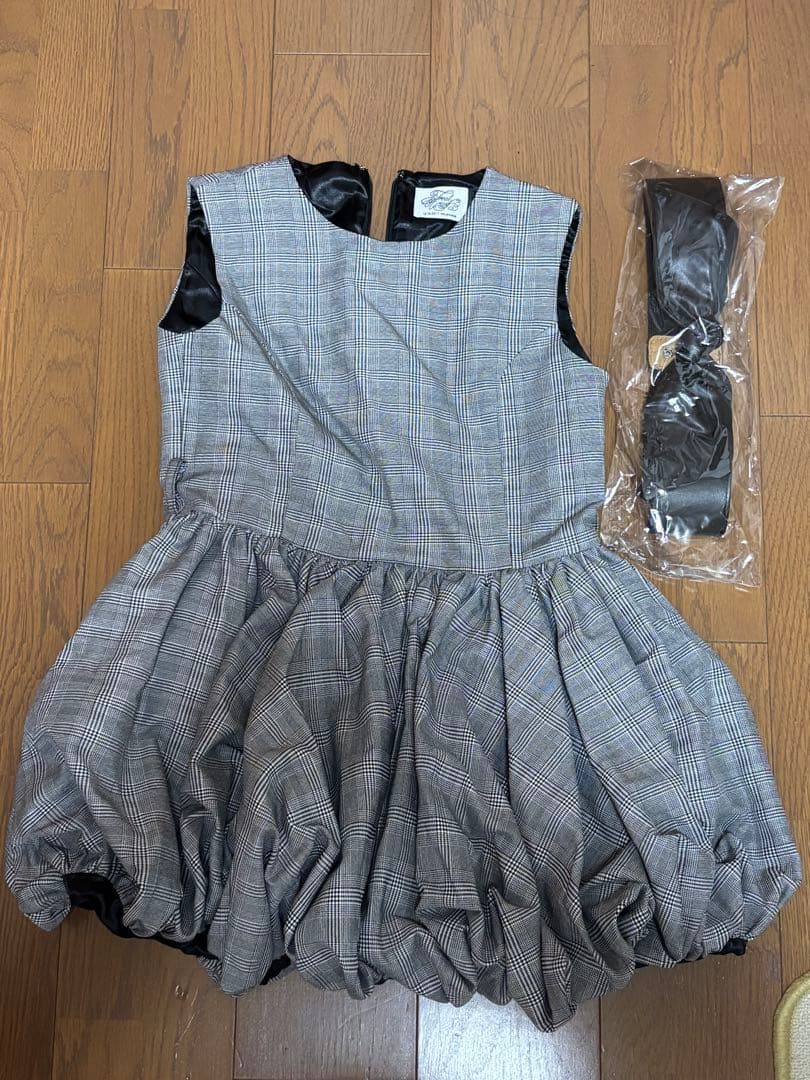 treaturself タータンチェックバルーンワンピース - メルカリ