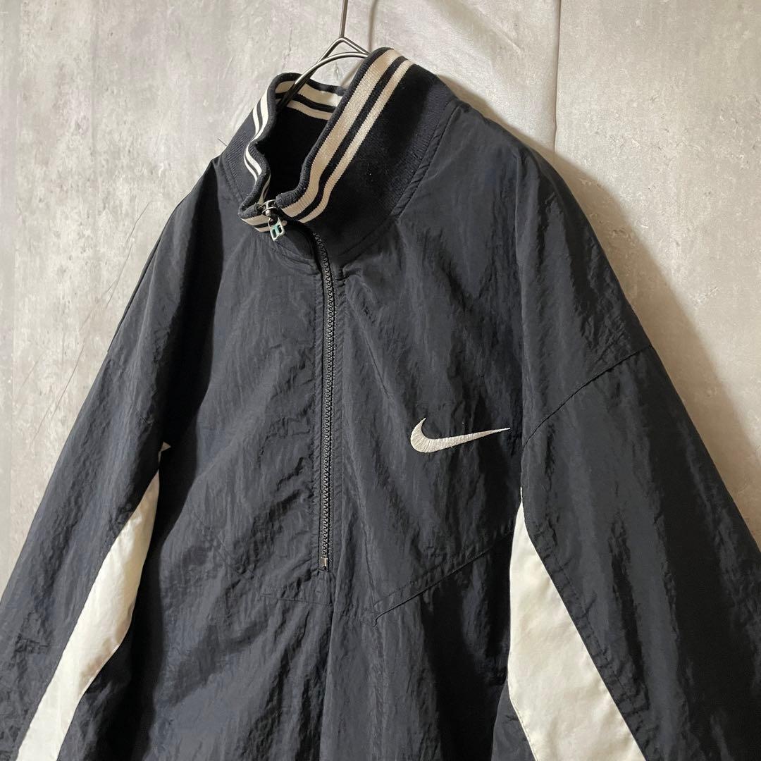 NIKEナイキナイロントラックジャケットハーフジップ黒ブラック刺繍ロゴ