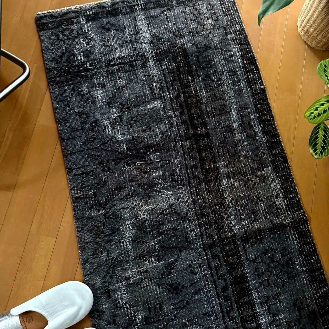 69×124ダークグレイ オーバーダイ ボタニカル トルコヴィンテージラグ