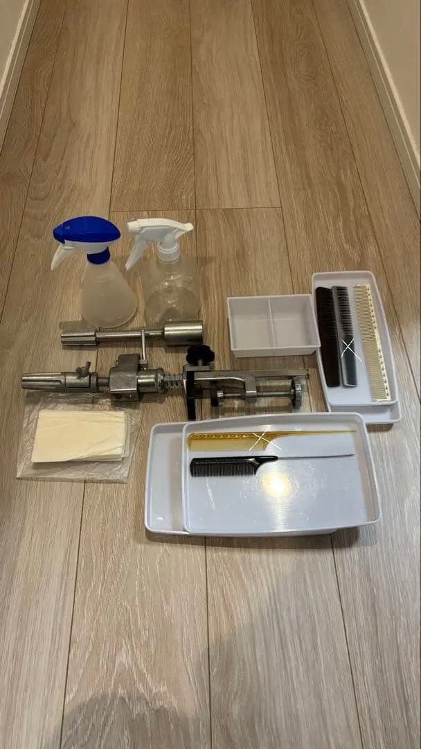 【美容師国家試験セット】クランプ、コーム 、皿、スプレイヤー コーム皿 ピン皿 器具皿 美容師国家試験 ワインディング オール