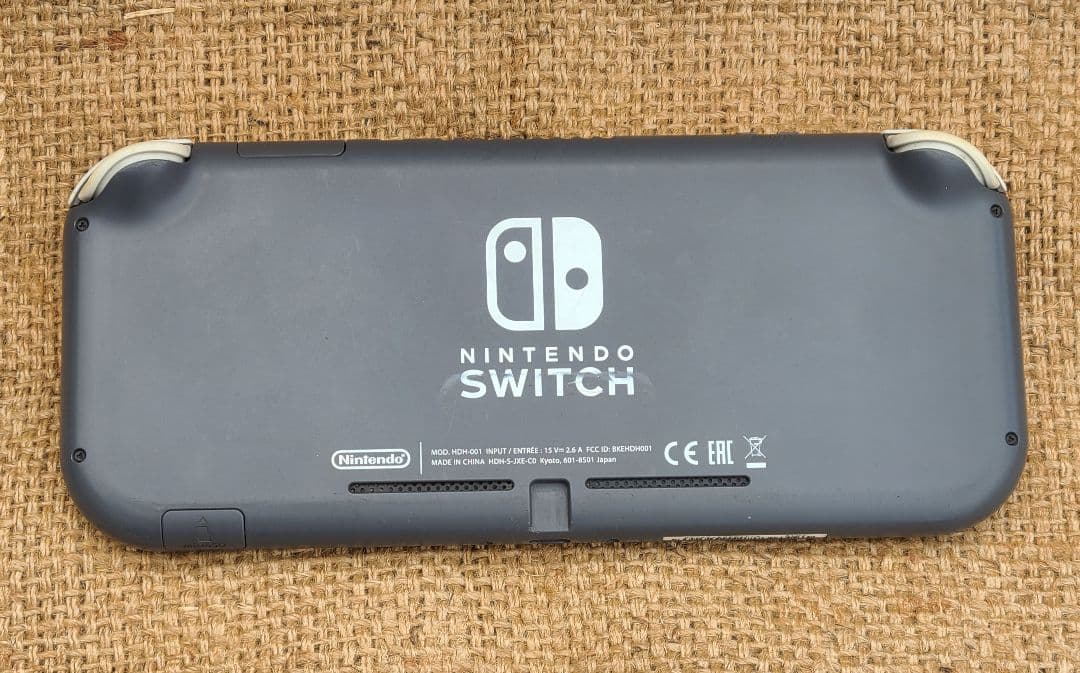 ジャンク品】ニンテンドースイッチライト グレー箱あり 部品取り 修理
