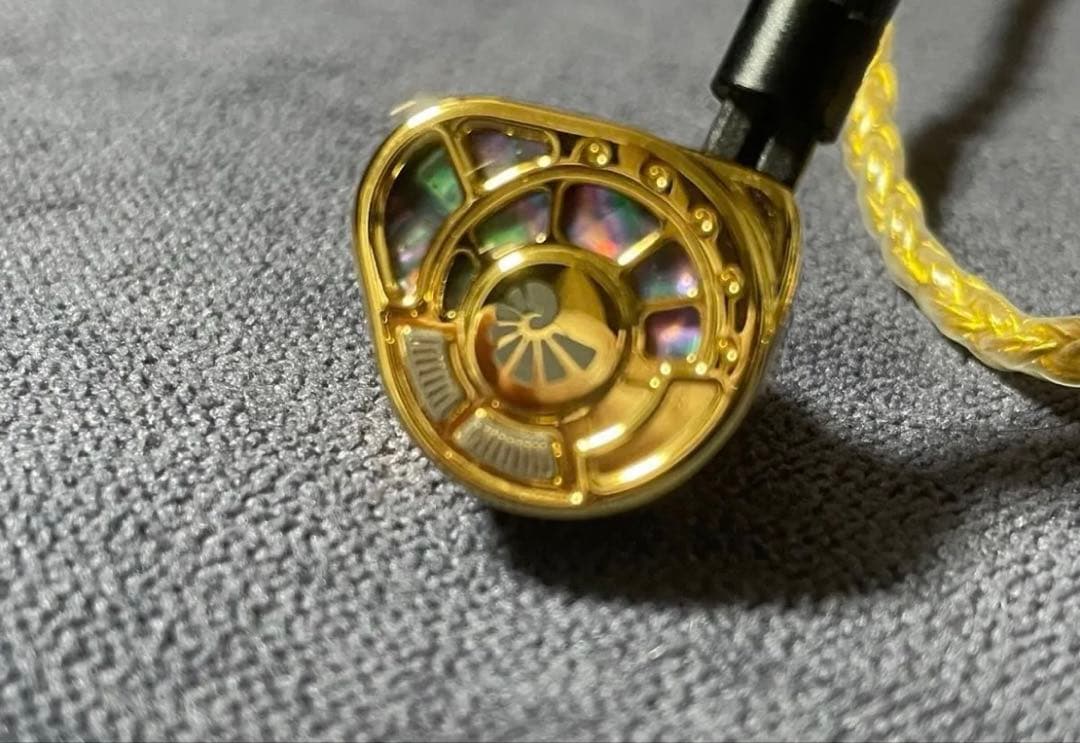 Jomo Audio Nautilus 付属品完備 リケーブル付 - メルカリ