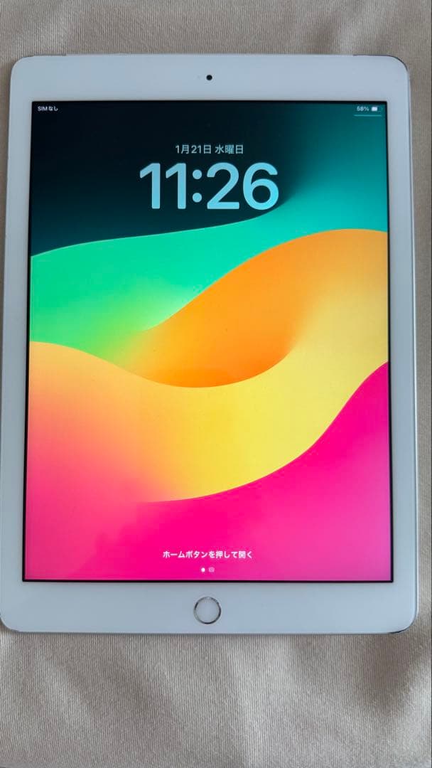 Apple iPad 6世代10.2インチ シルバー 本体 Amazon.co.jp: 【整備済み品】 Apple iPad (第6世代) Wi-Fi +