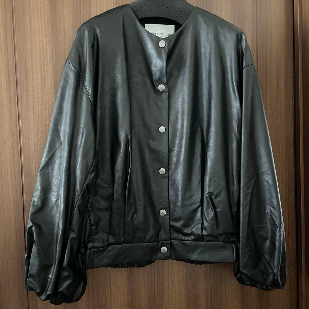 金子綾×TOMORROWLAND フェイクレザージャケット - メルカリ