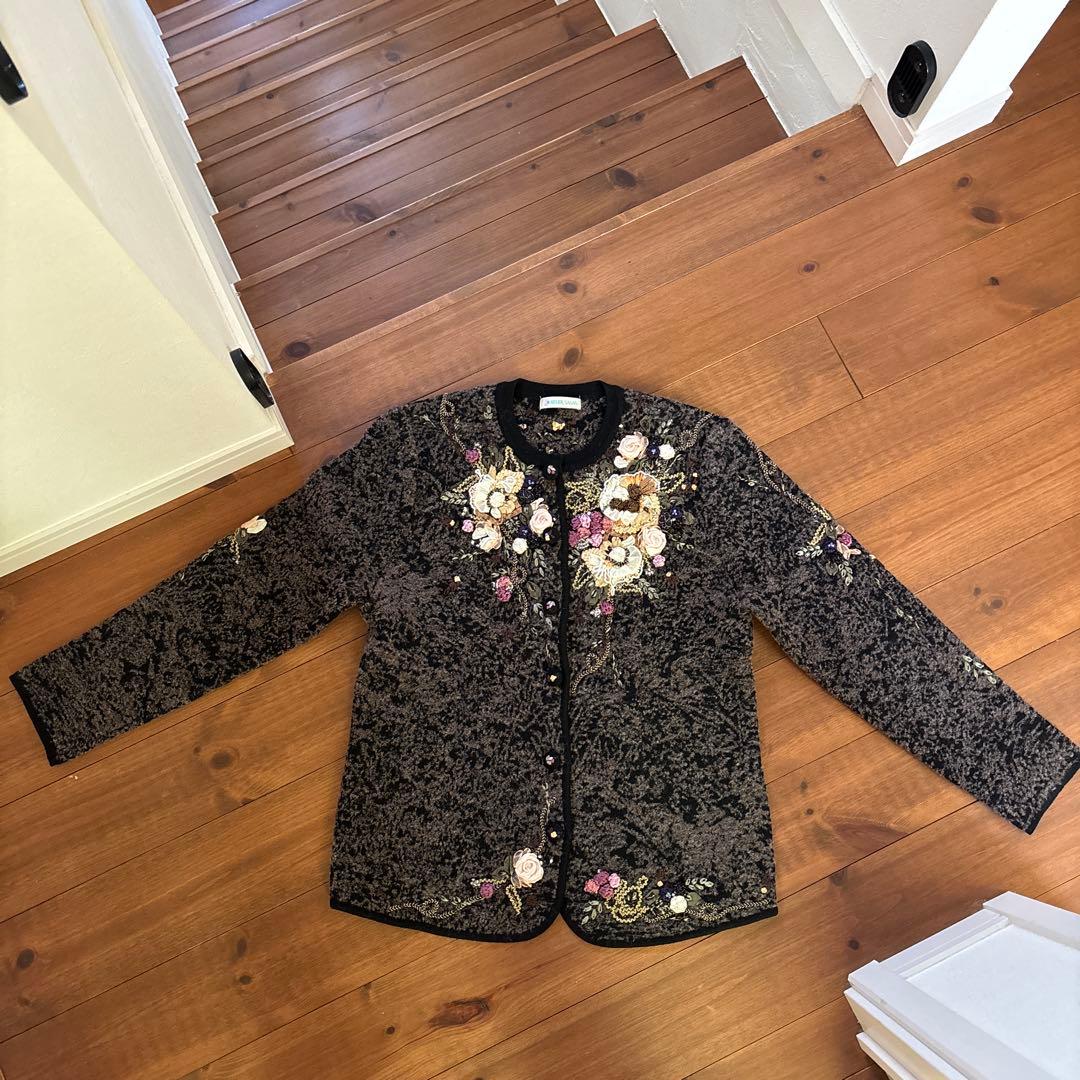 アトリエサガン 刺繍入り黒カーディガン Mサイズ - メルカリ