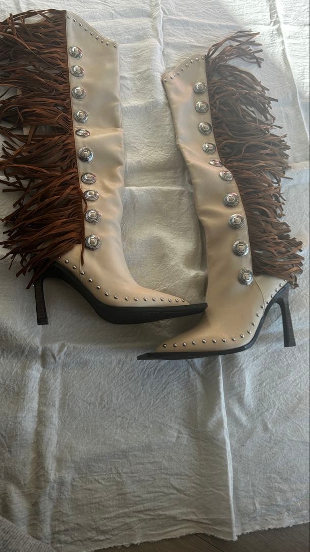 セール中！美品！YELLO イエロ ロングウエスタンブーツ フリンジブーツ