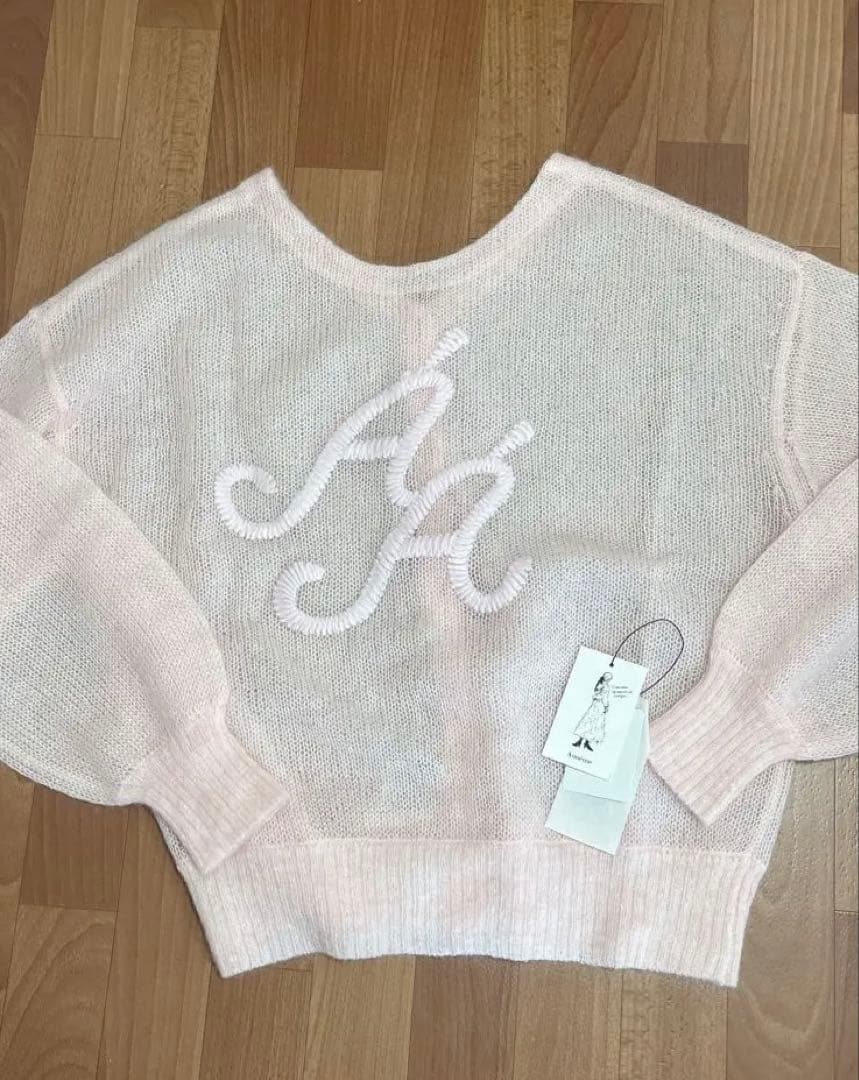 シアーモヘヤロゴ刺繍カーディガン エメイン aimeine - メルカリ