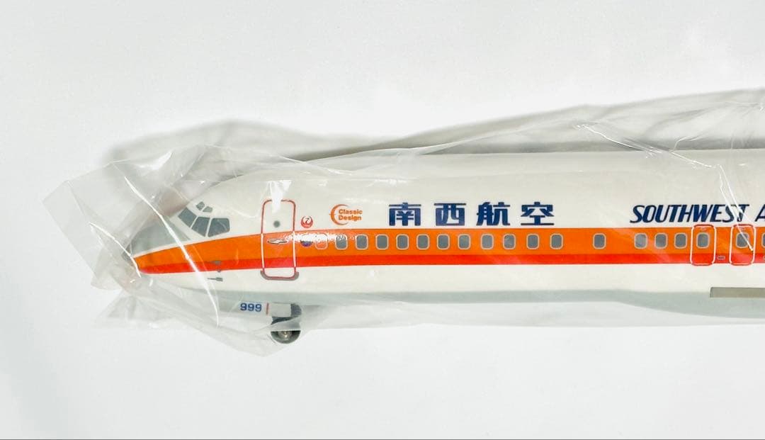 JALUX 1/400 737-400 南西航空SWALジェット