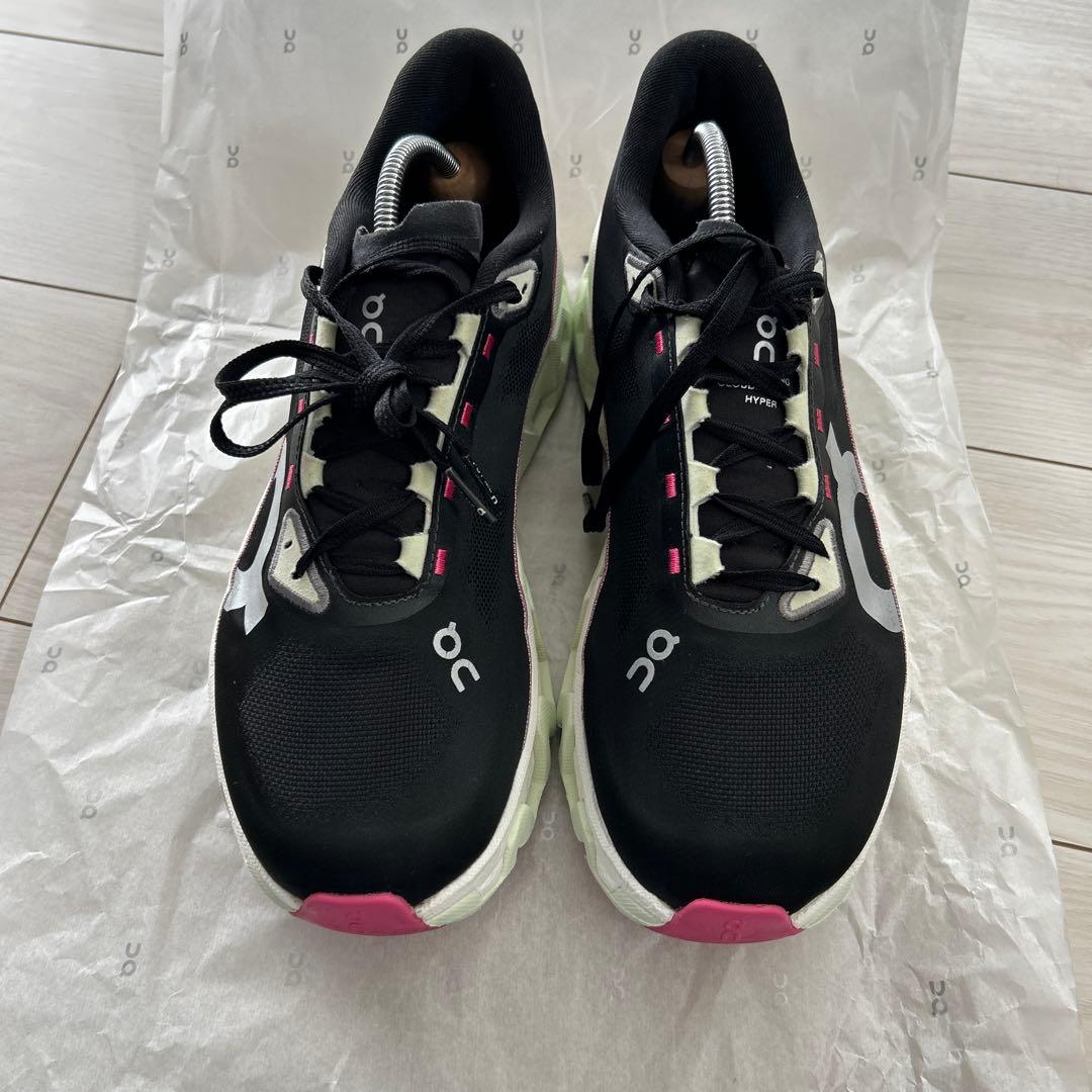 On クラウドモンスター モンスターハイパー　27cm Onの高機能シューズ「クラウドモンスター ハイパー」を100km走行