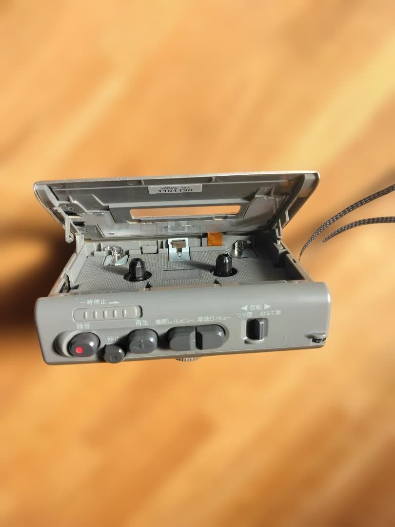 ジャンク品 】SONY WALKMAN WM-109 本体 ポーチ イヤフォン ジャンク品