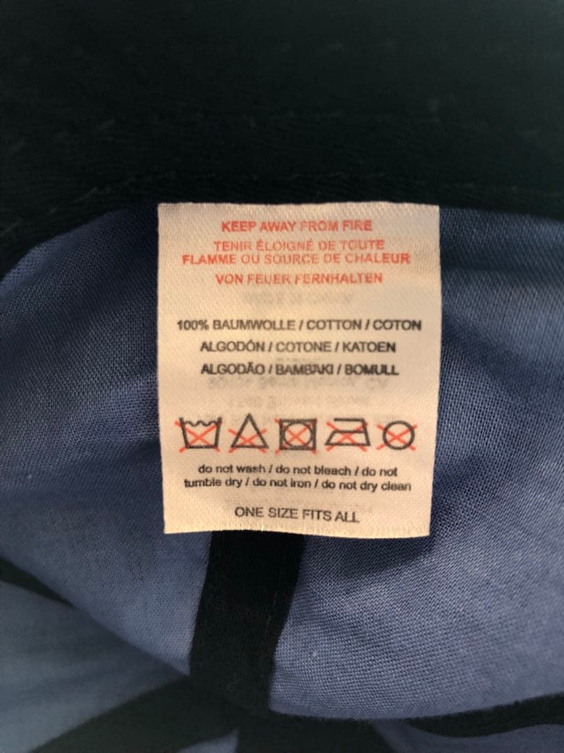 希少】セバスチャン・ベッテル Red Bull Racing キャップ - メルカリ