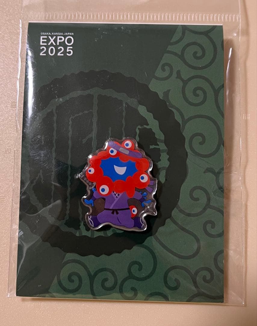 大阪万博公式ライセンスグッズ 忍者 ミャクミャク ピンバッチ - メルカリ