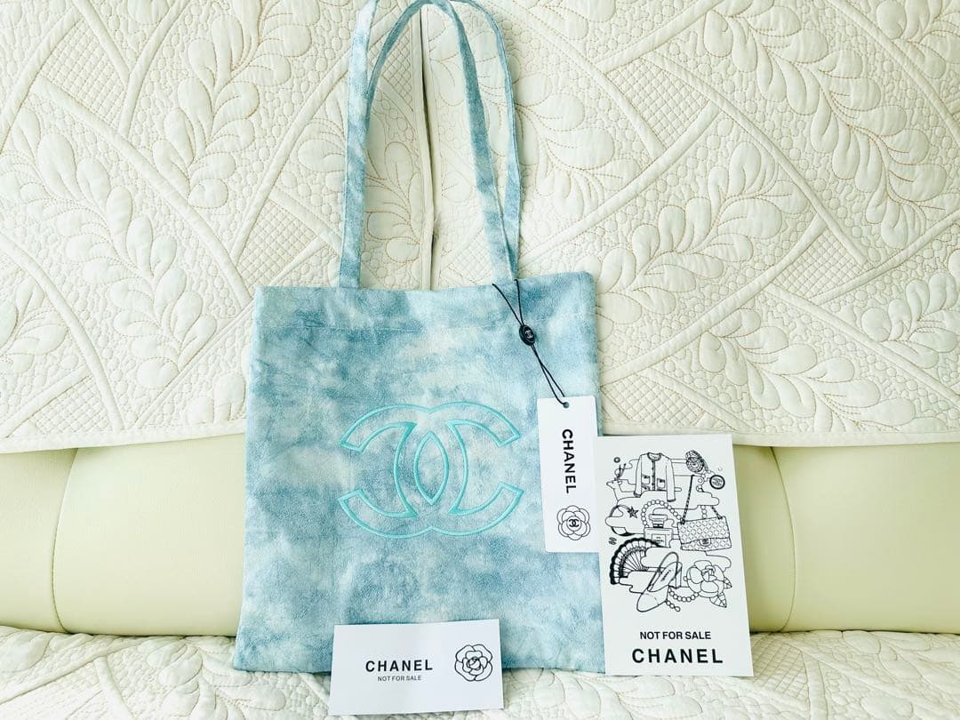 CHANELシャネル☆ノベルティ新品未使用薄手マーブル柄トートバッグ青