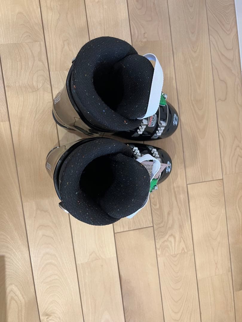 値下げ【新品・未使用】ダルベロ スキーブーツ 21.5cm 子供用