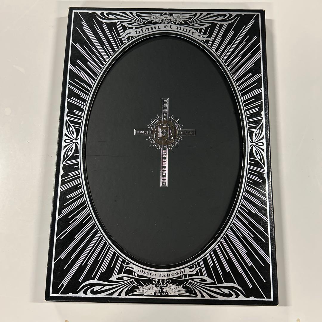 小畑健画集『blanc et noir』（ブラン エ ノワール） 小畑健画集 blanc et noir (ブラン エ ノワール) | HLJ.co.jp