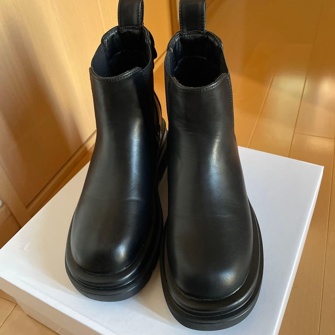 お値下げ‼︎インゲボルグ カメリア付きサイドゴアブーツ S 黒 - メルカリ