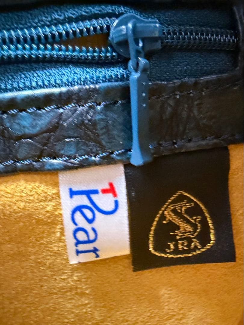 Pear クロコダイル風バッグ 青 - メルカリ