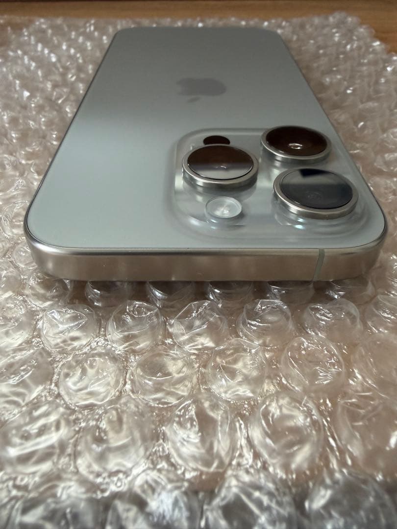 本日中に出品停止】iPhone 15 Pro 128GB 最大容量100% - メルカリ