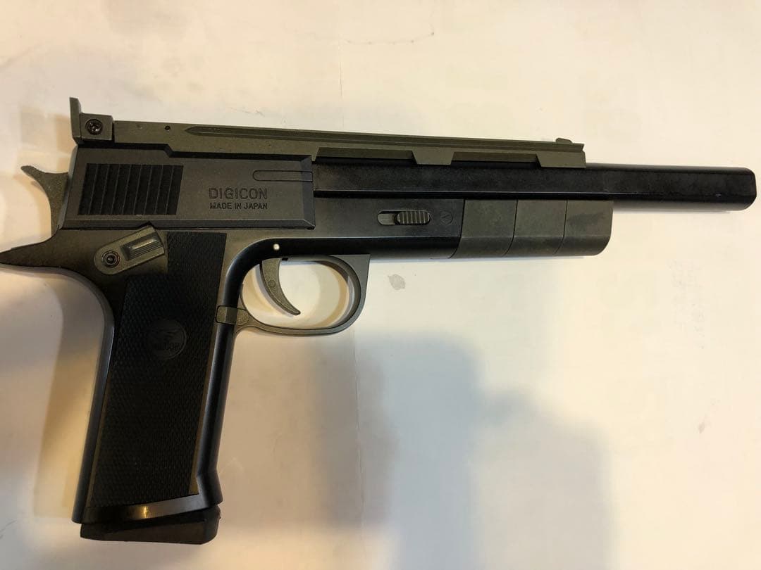 美品　DIGICON STRAIGHT D-7 ガスガン　18禁