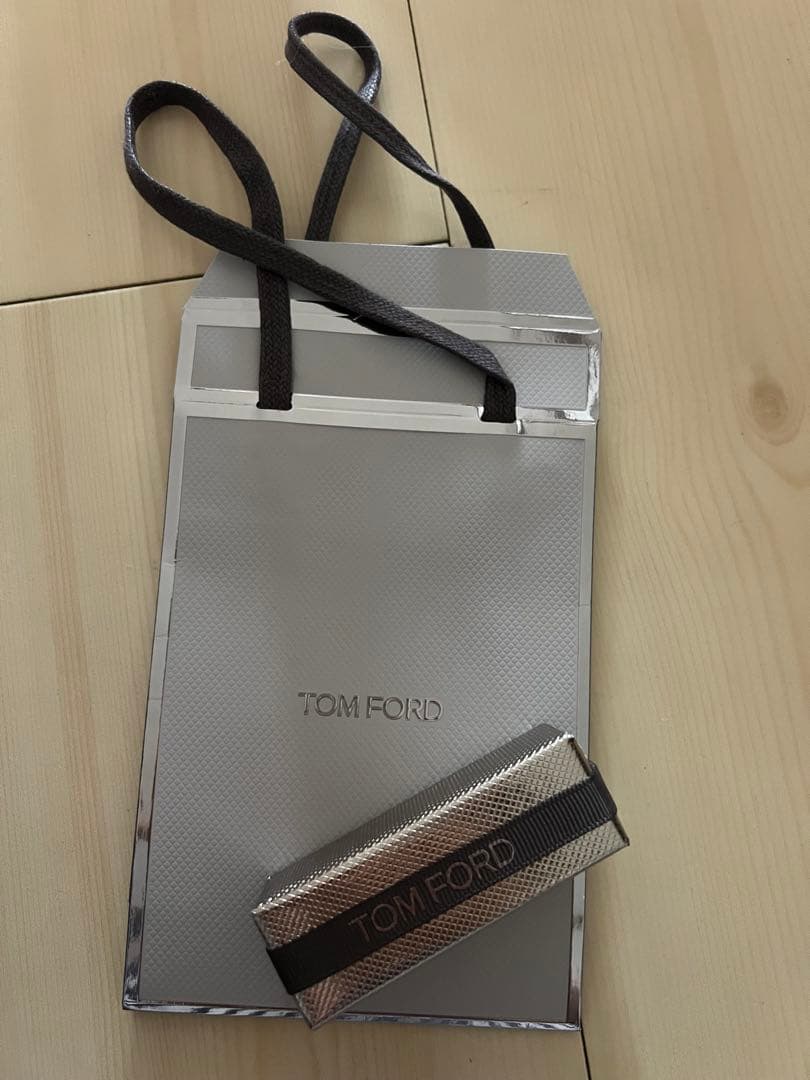 TOM FORD ファビュラス リップスティック F2 伊勢丹限定 ショッパー付