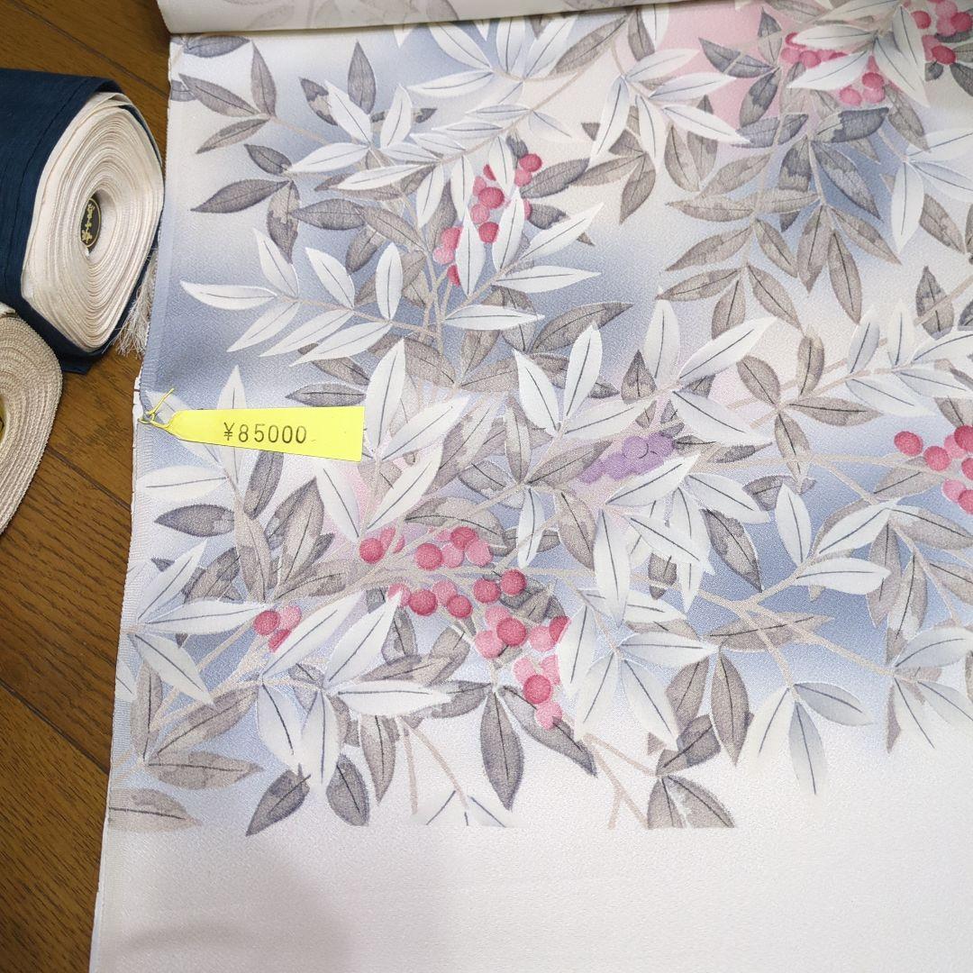 み*☆様 多色の着物反物（絹） 新品の着物生地まとめて - 着物・浴衣