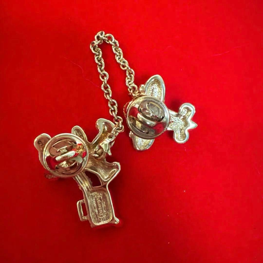 Vintage Burberry クマと飛行機 ピンブローチ'123 - アクセサリー