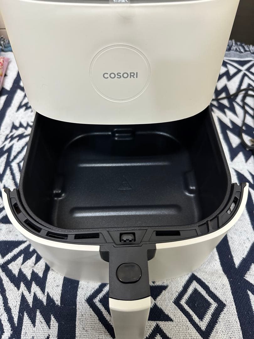 COSORI コソリ ノンフライヤー 4.7L 大容量 家庭用電気エアフライヤー