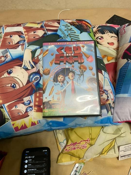 ターミネーターくもり時々ミートボールデスノートDVDきんいろモザタペストリー