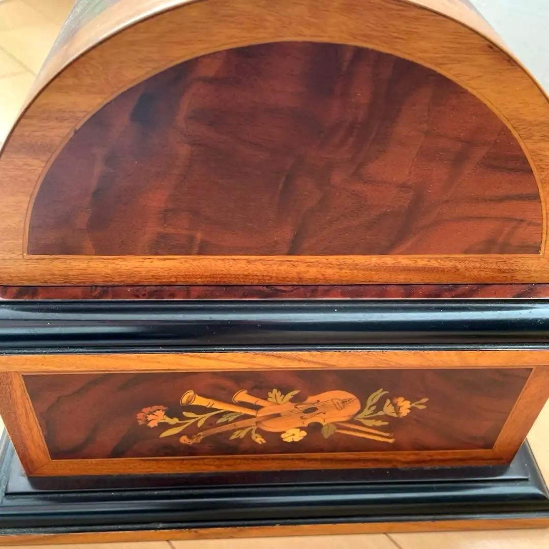 ディスク22枚付き リュージュオルゴール ドーム型クルミ象嵌箱ディスク